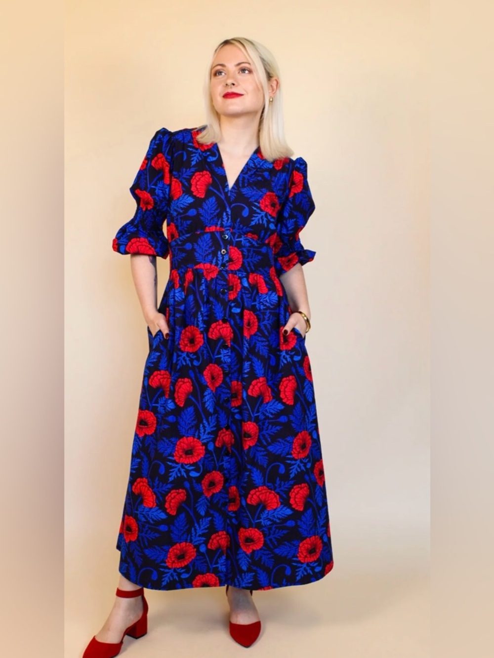 Hemloya Audrey Button-Front Midi Dress — Navy Poppy Print — Size Medium